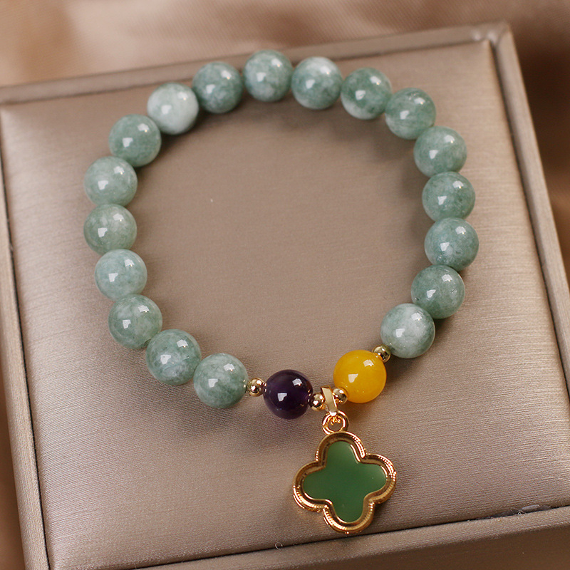 Four Leaf Clover ? Agate Bracelet