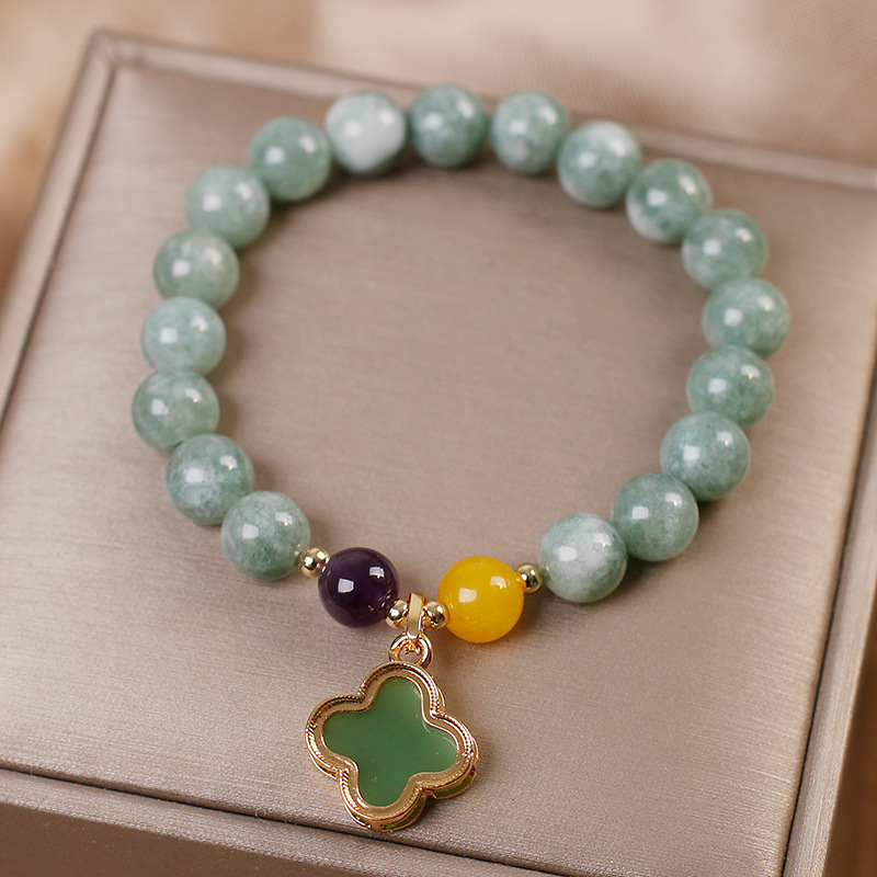 Four Leaf Clover ? Agate Bracelet