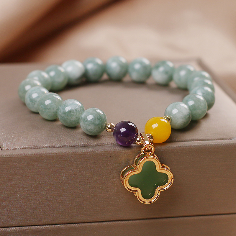 Four Leaf Clover ? Agate Bracelet